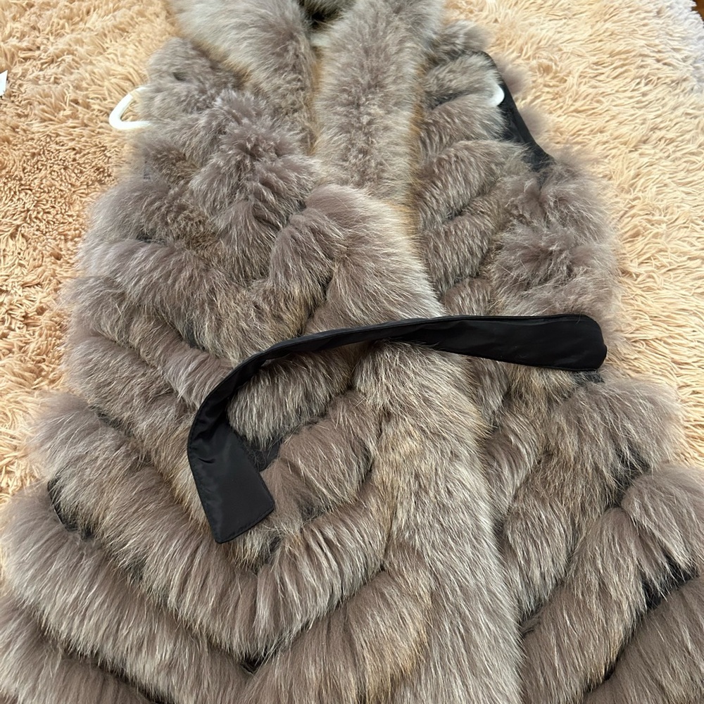 Luxurious Faux Fur Vest in Gray
